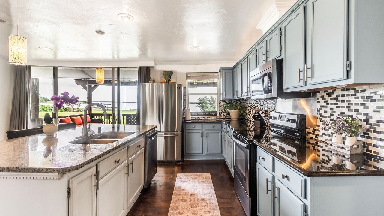 Photo of Kitchen in Quinlan