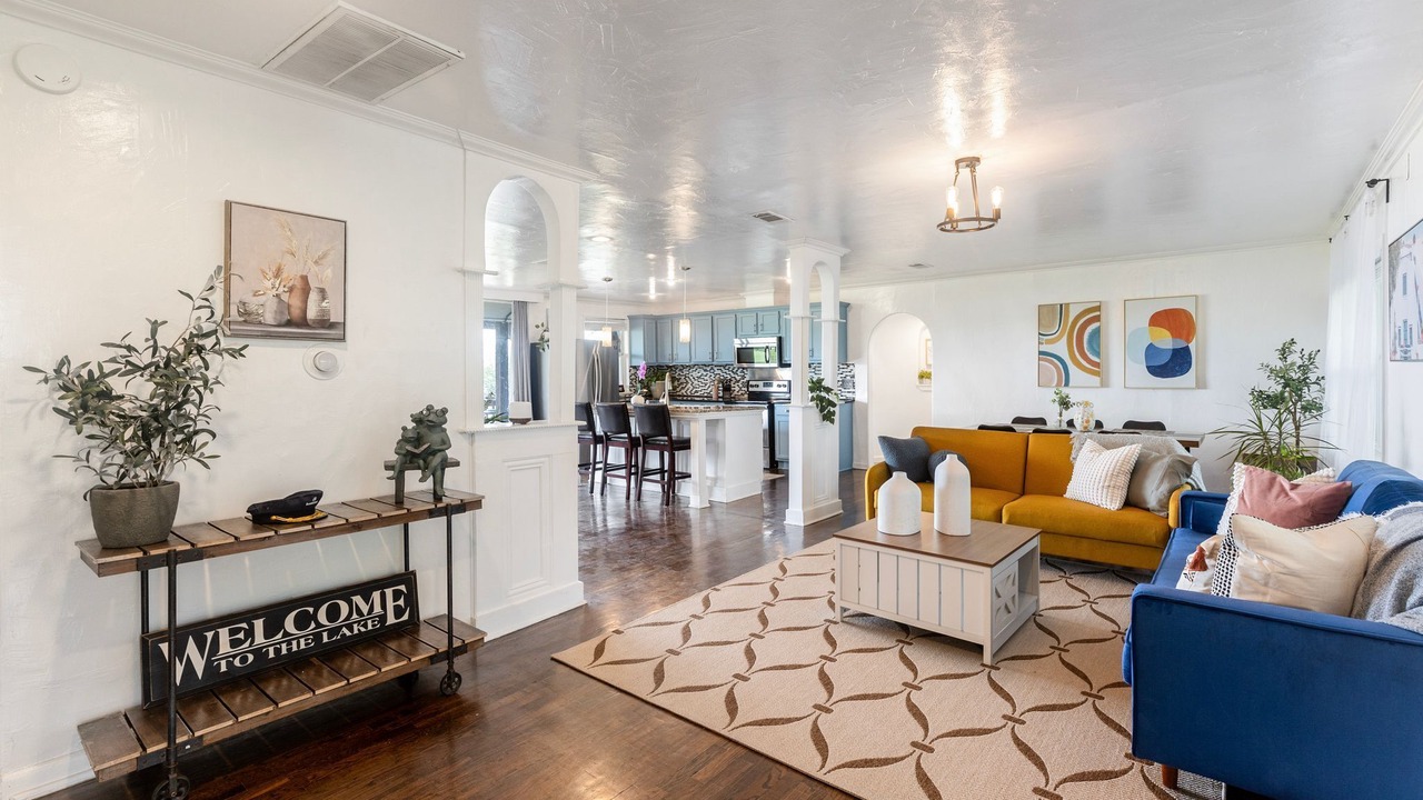 Photo of Livingroom in Quinlan