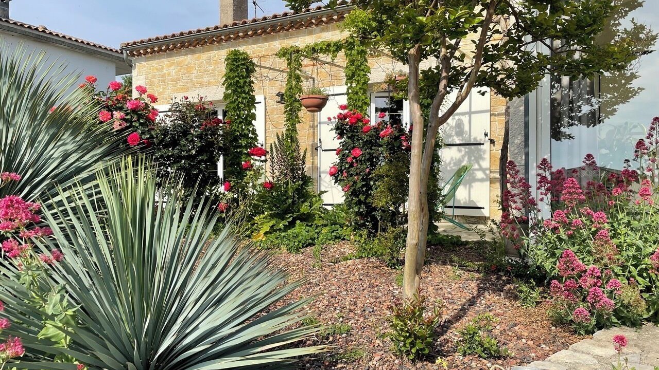Photo of Outdoor in Le Cres