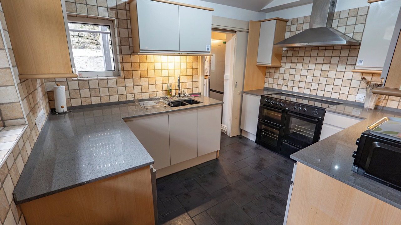 Photo of Others in Bont Newydd