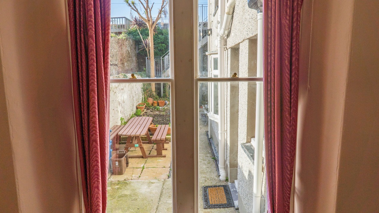 Photo of Others in Bont Newydd