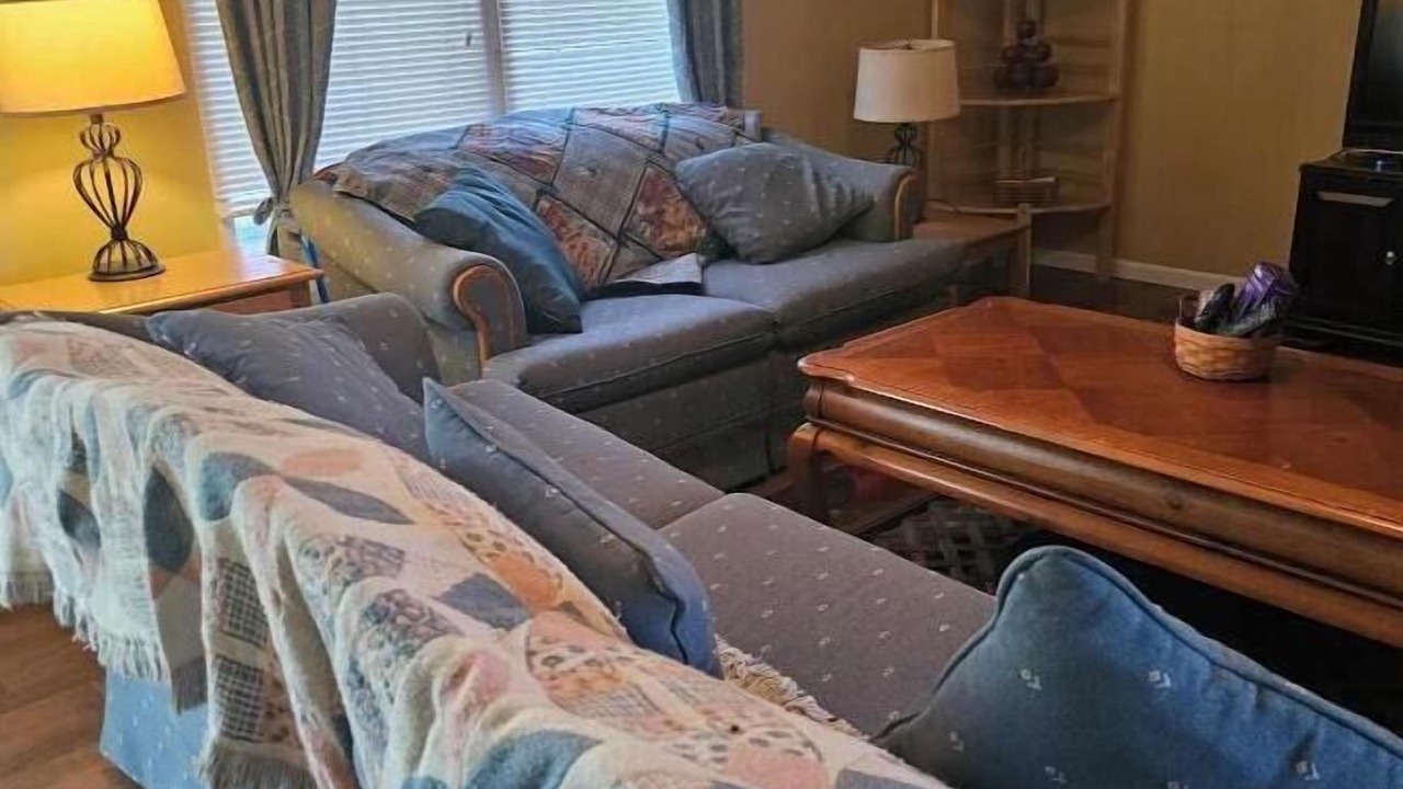 Photo of Livingroom in Doniphan