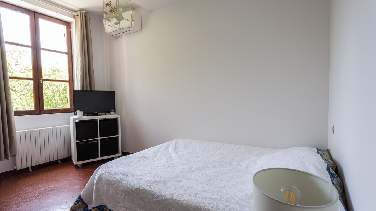 Photo of Bedroom in Le Pontet