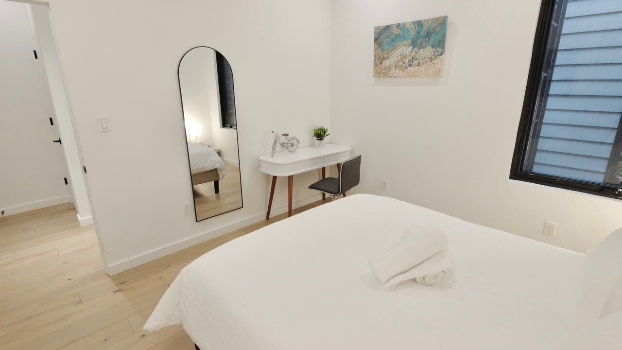 Photo of Bedroom in Shaw