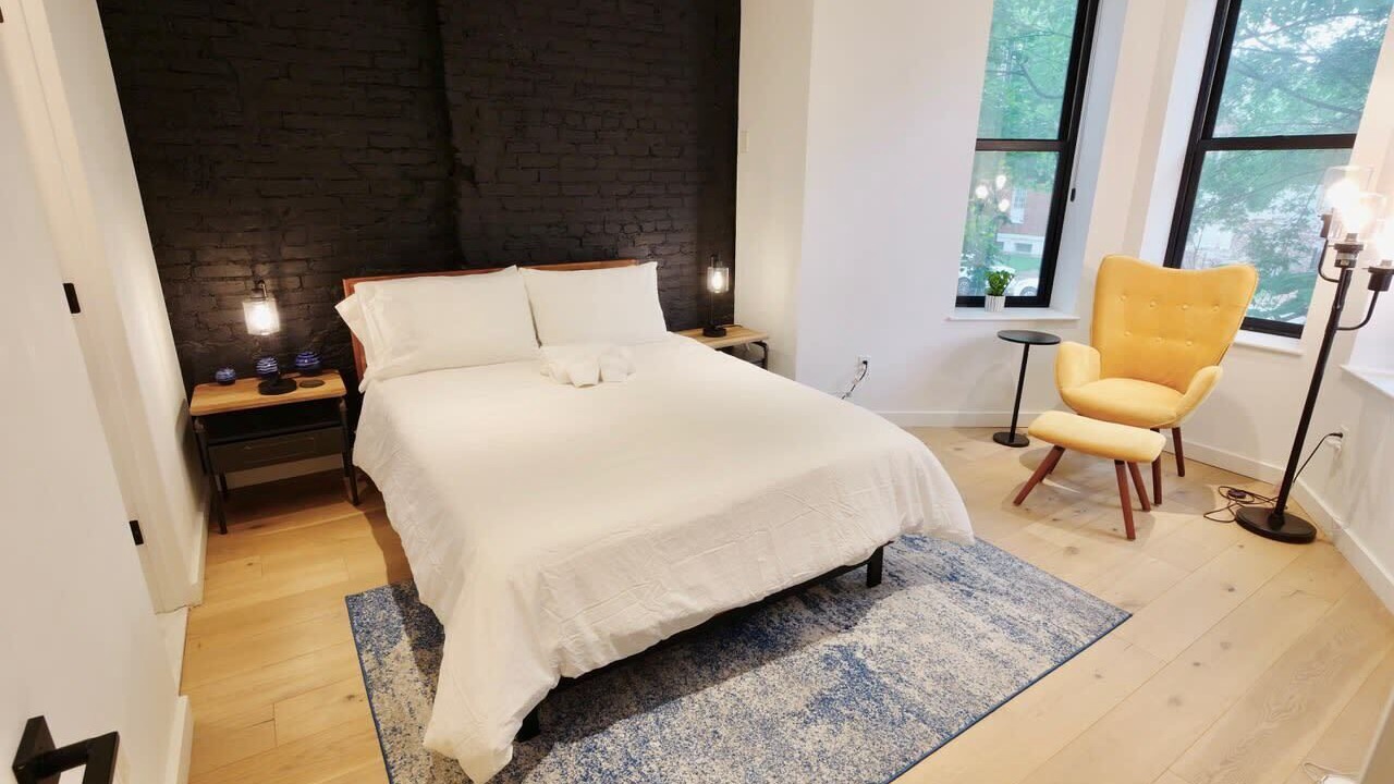 Photo of Bedroom in Shaw