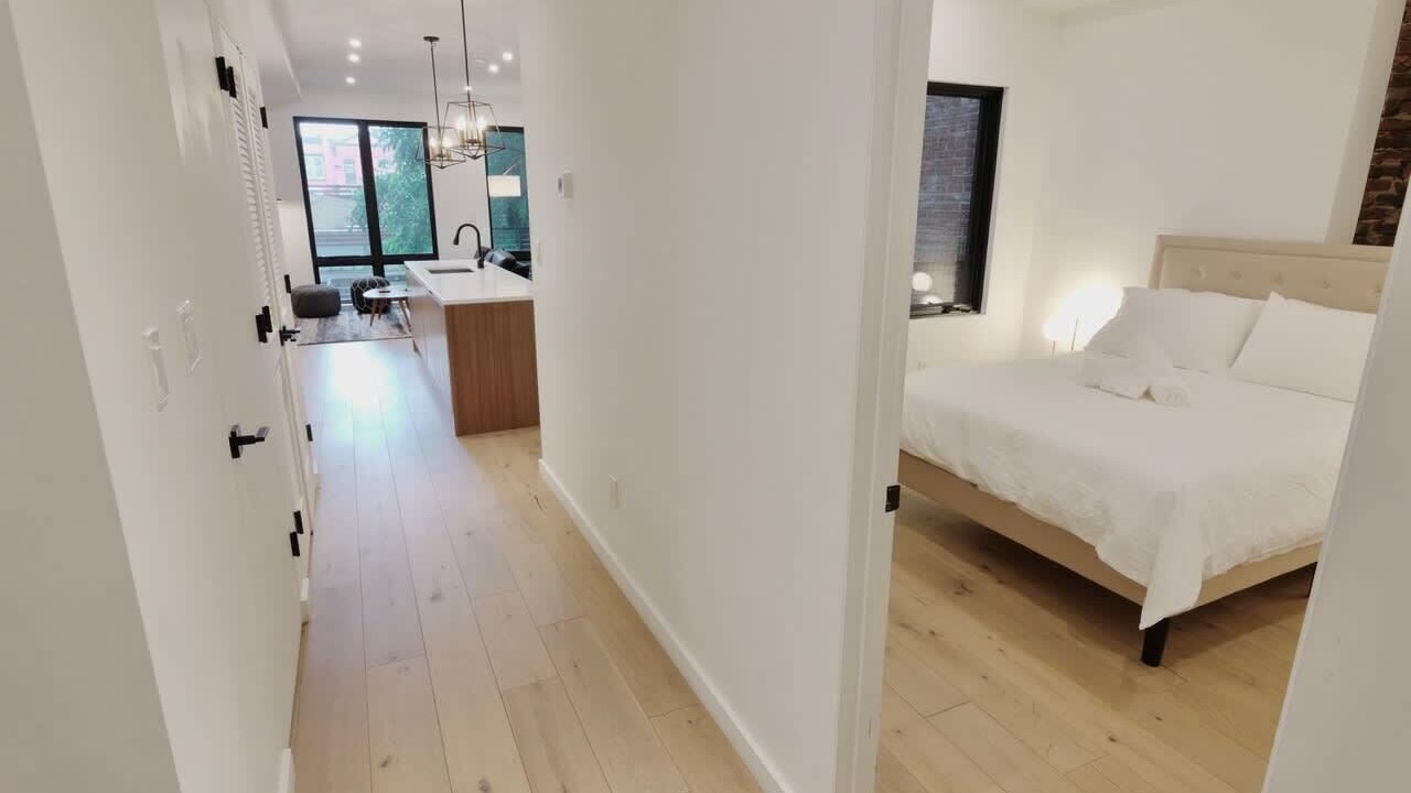Photo of Bedroom in Shaw