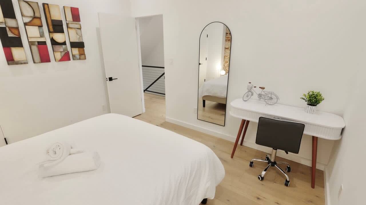 Photo of Bedroom in Shaw