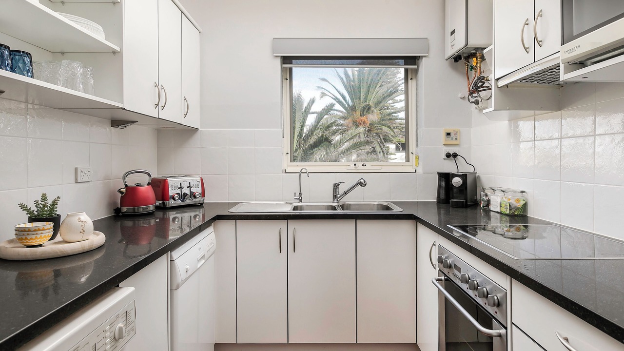 Photo of Kitchen in Glenelg South