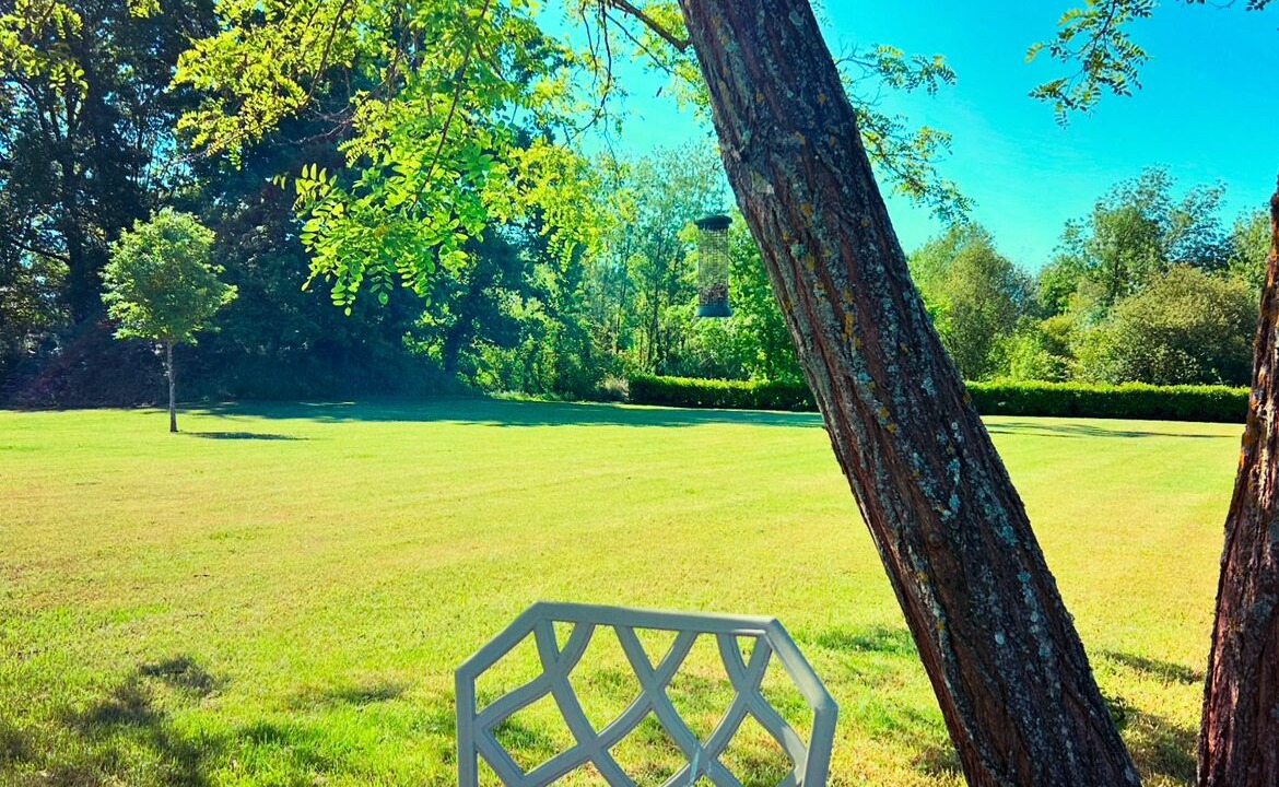 Photo of Outdoor in Moustier