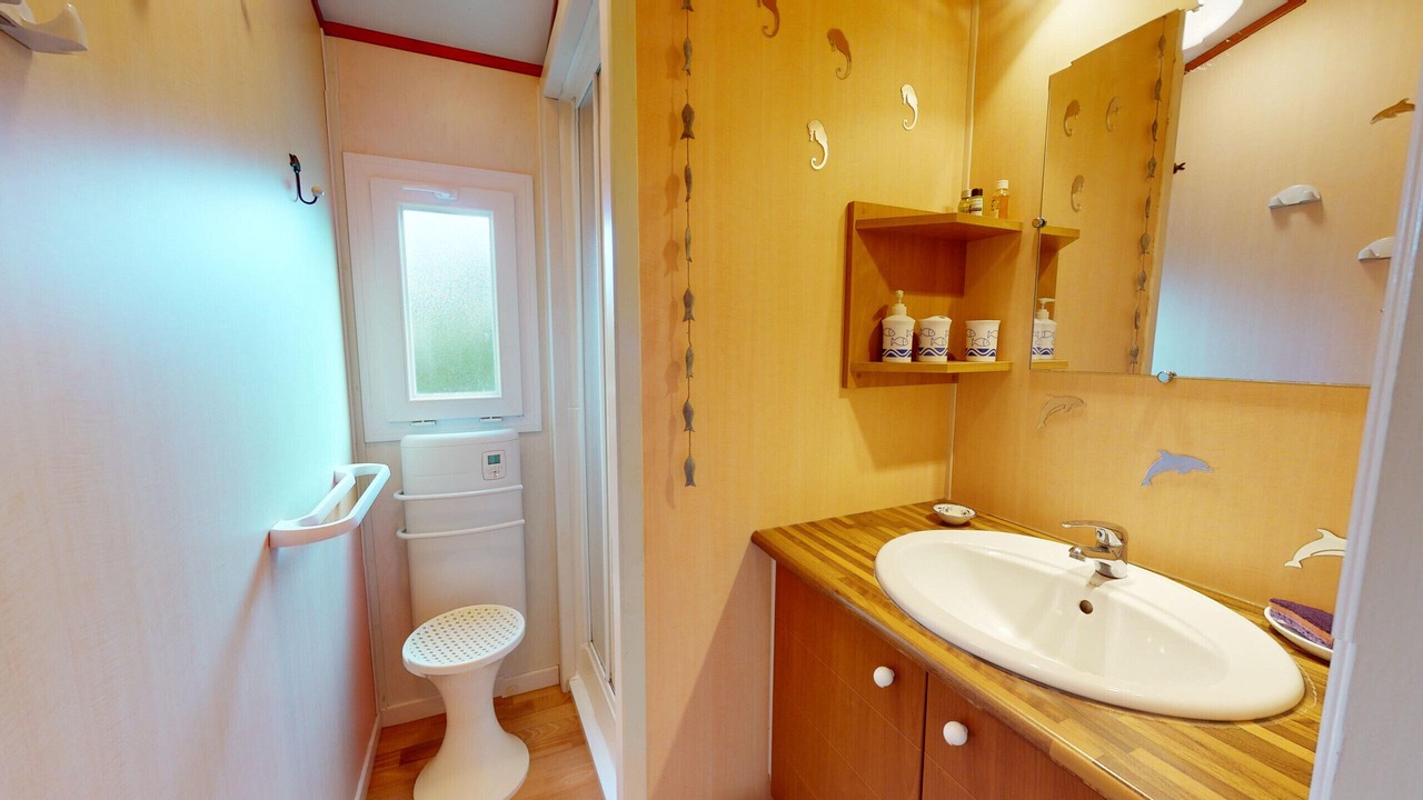 Photo of Bathroom in Brem Sur Mer