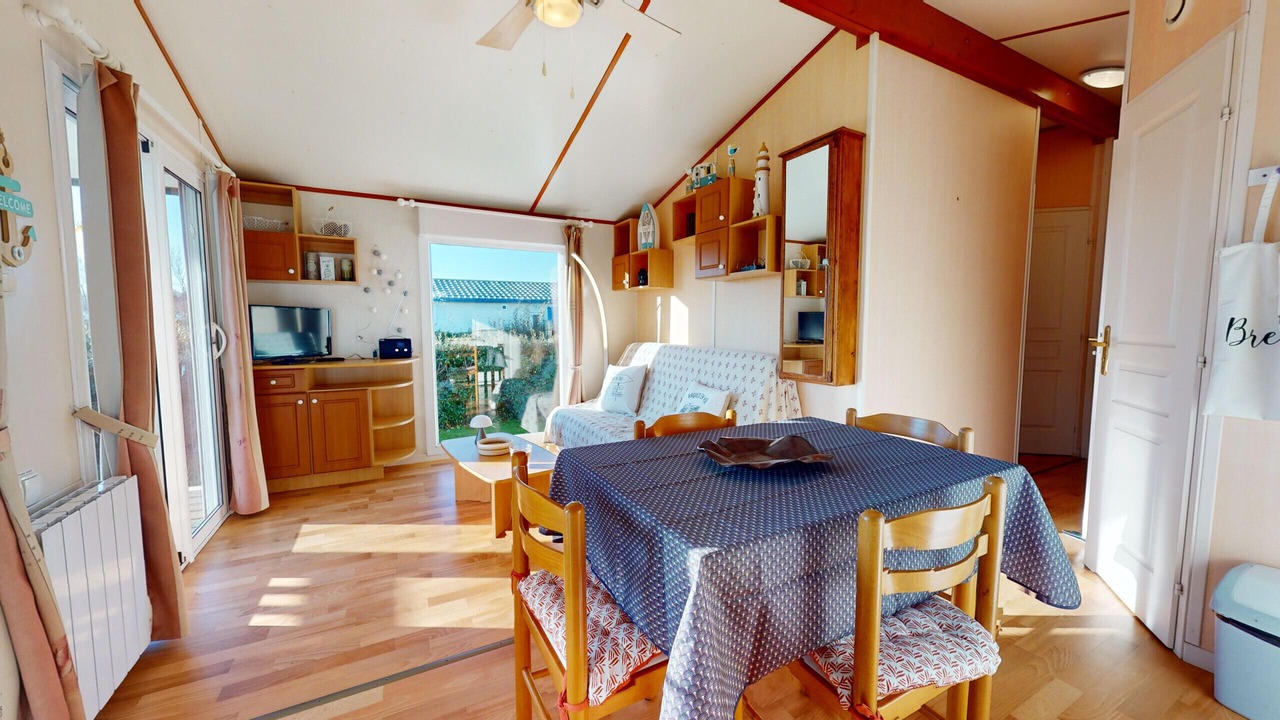 Photo of Livingroom in Brem Sur Mer