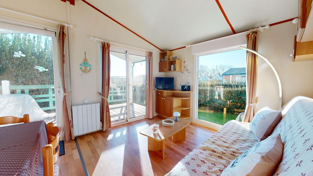 Photo of Bedroom in Brem Sur Mer
