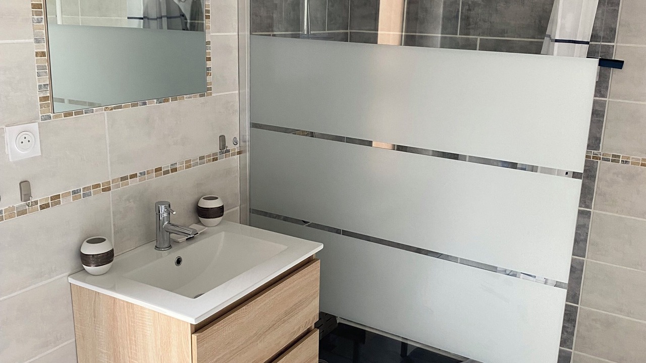 Photo of Bathroom in Pierrefitte-sur-Loire