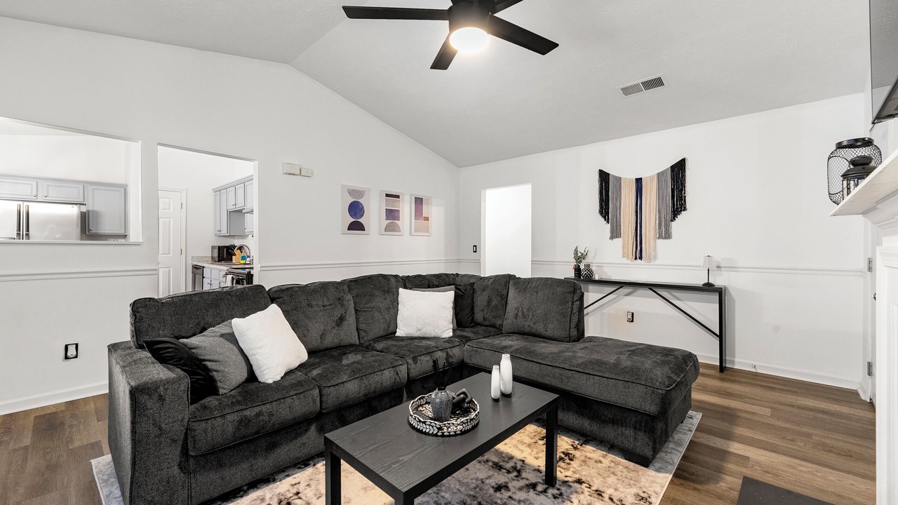 Photo of Livingroom in Decatur