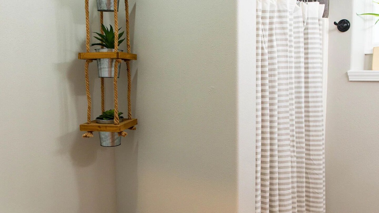 Photo of Bathroom in Loon Lake