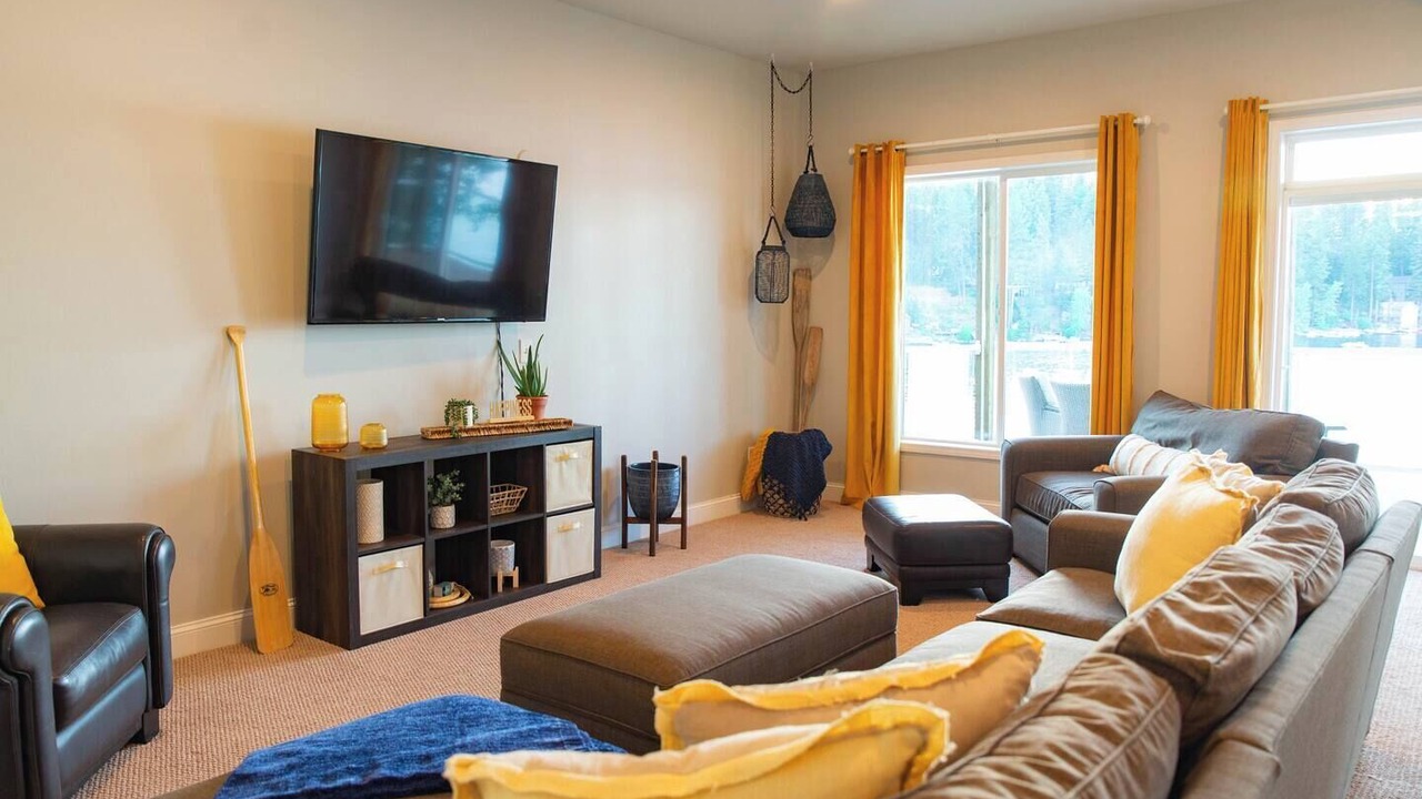 Photo of Bedroom in Loon Lake