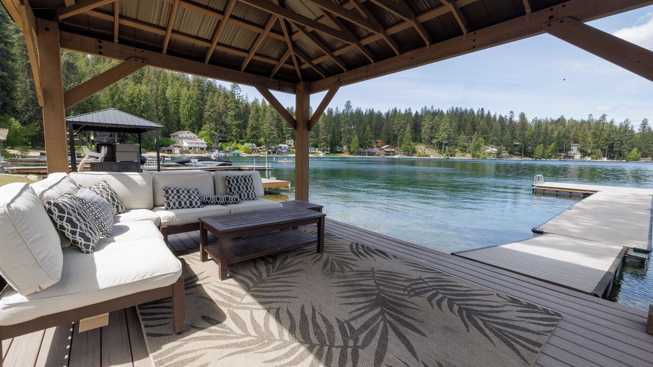 Photo of Outdoor in Loon Lake