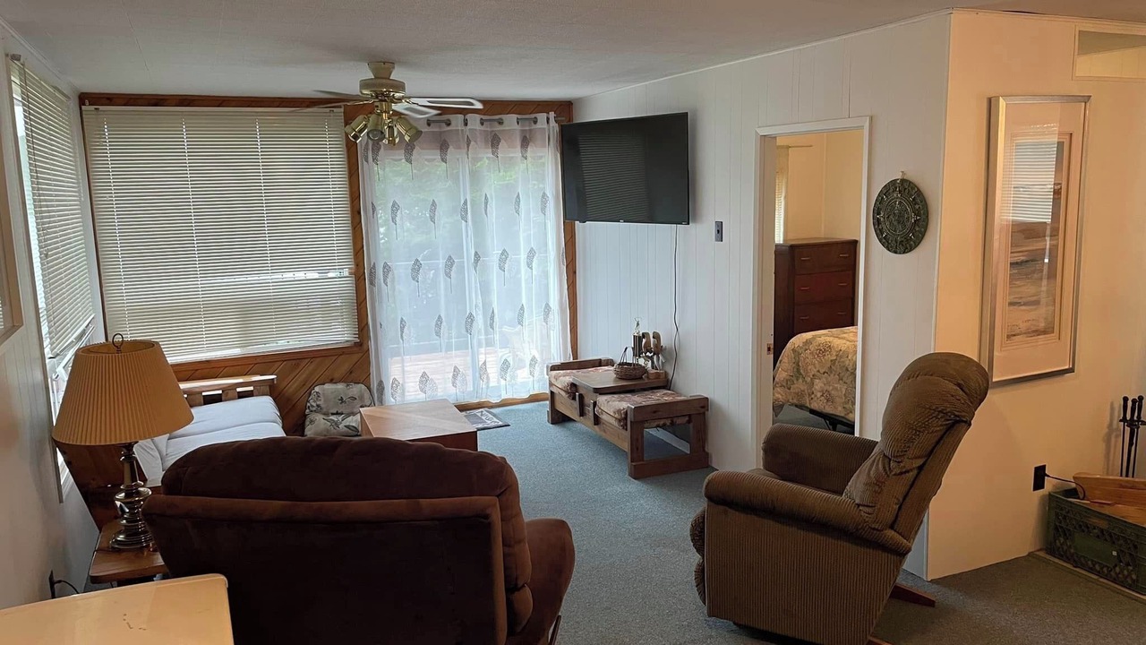 Photo of Livingroom in Kaministiquia