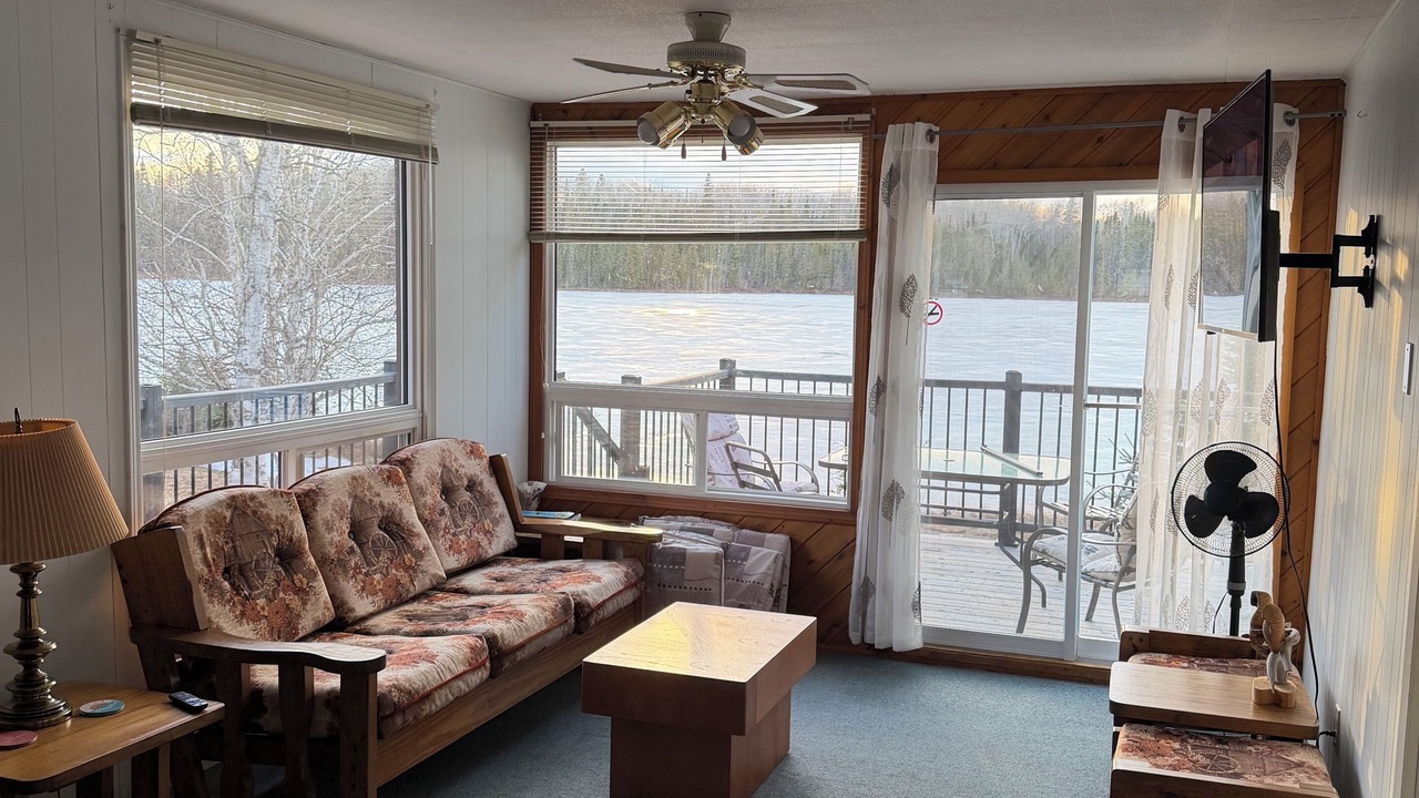 Photo of Livingroom in Kaministiquia
