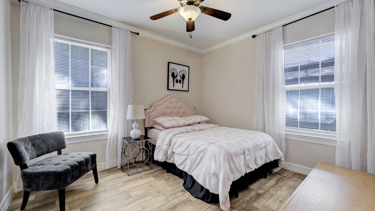 Photo of Bedroom in Woodlake - Briar Meadow