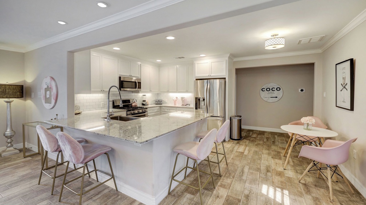 Photo of Kitchen in Woodlake - Briar Meadow
