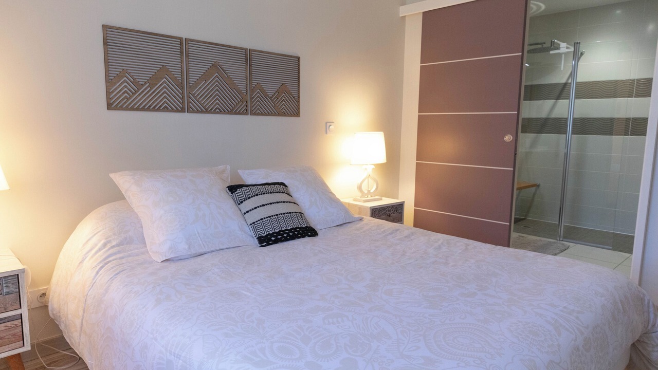 Photo of Bedroom in Lau-Balagnas