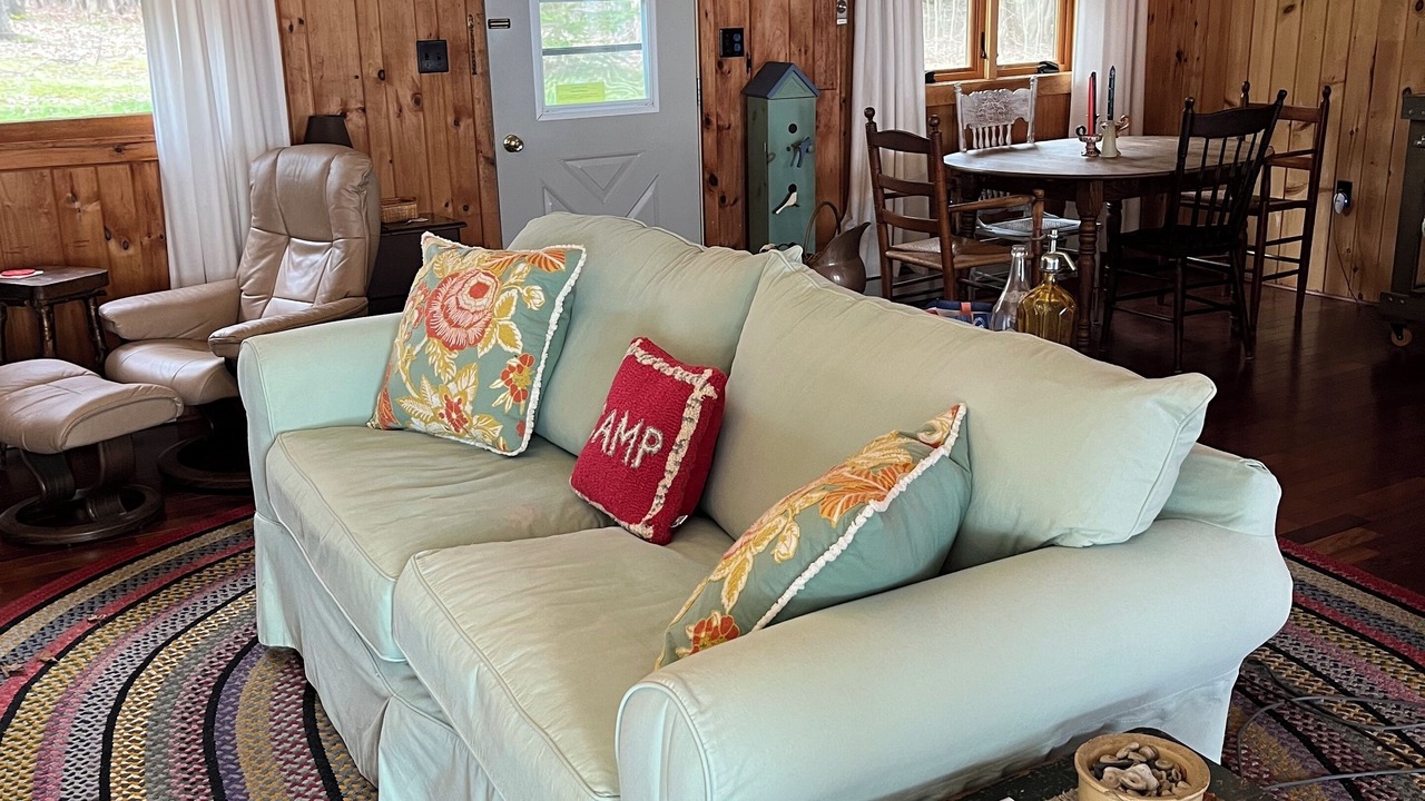 Photo of Livingroom in Willsboro