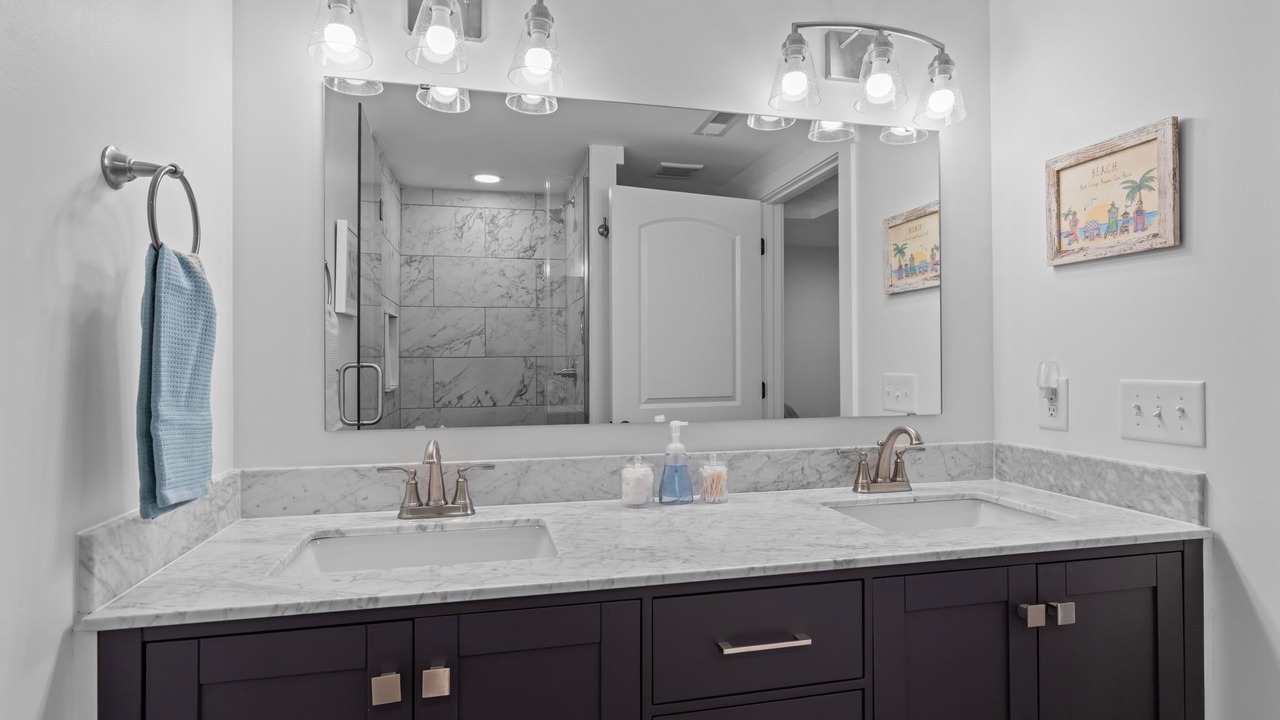 Photo of Bathroom in The Point