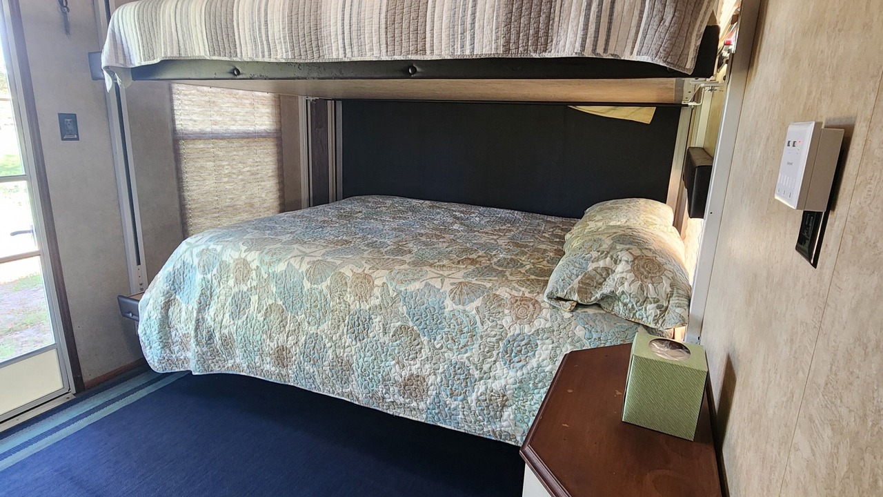 Photo of Bedroom in Bokeelia