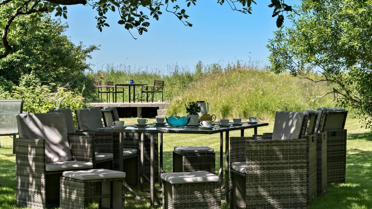 Photo of Others in Tim