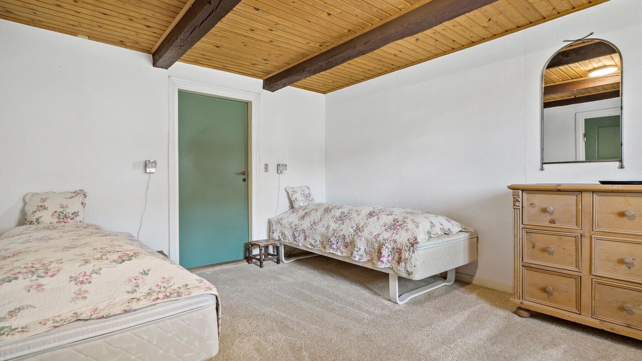 Photo of Others in Tim