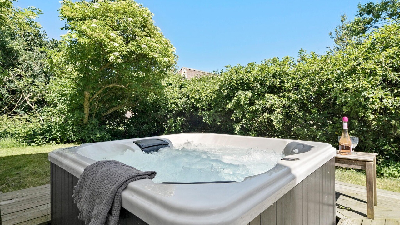 Photo of Others in Tim