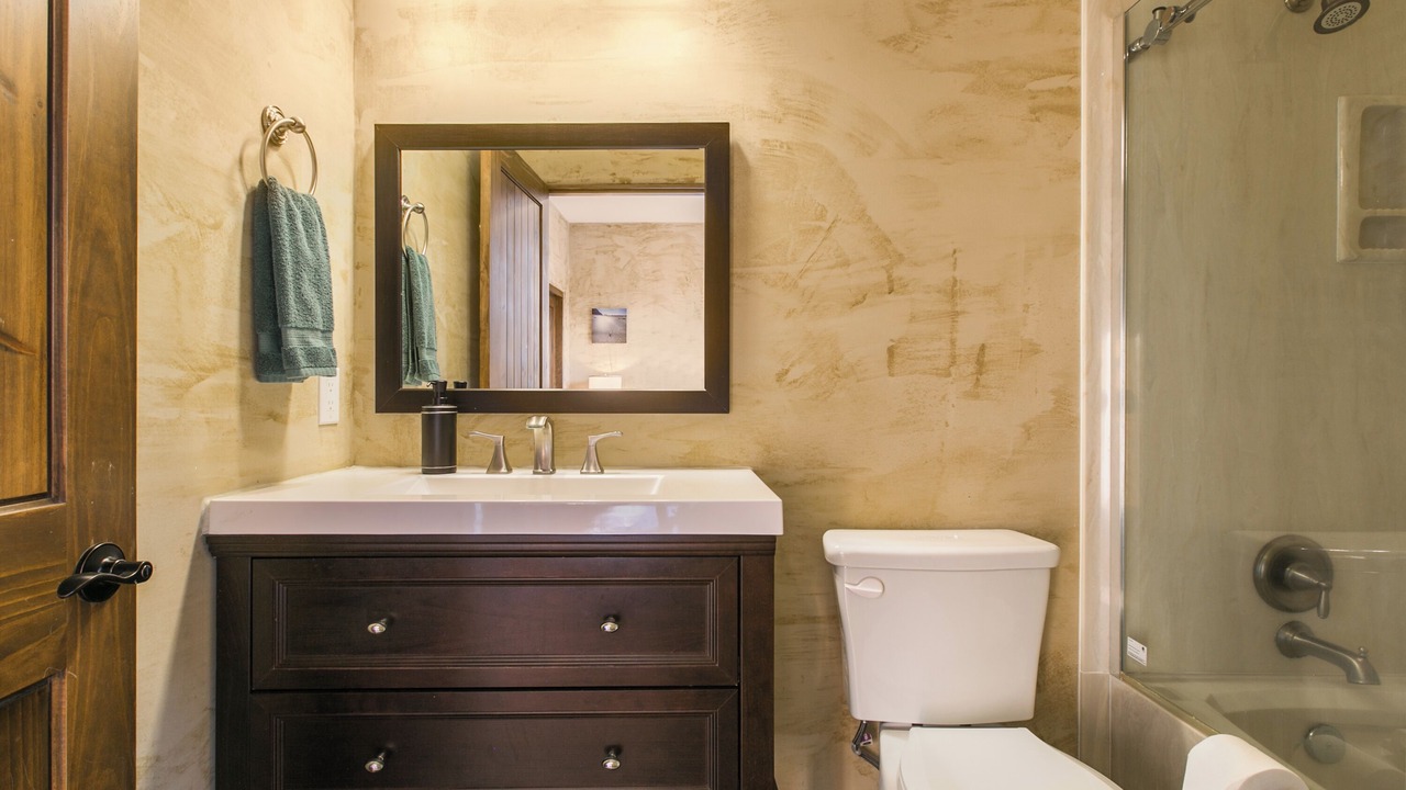 Photo of Bathroom in Zuzax