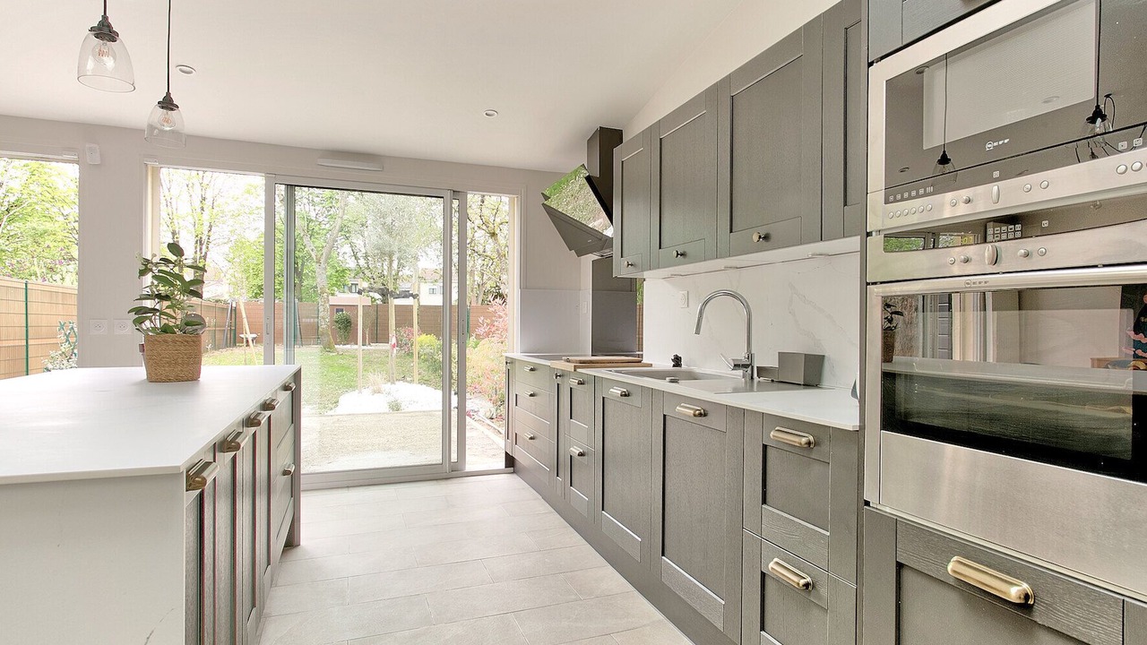 Photo of Kitchen in Saint-Quentin-en-Yvelines