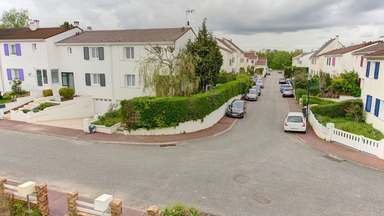 Photo of Outdoor in Saint-Quentin-en-Yvelines
