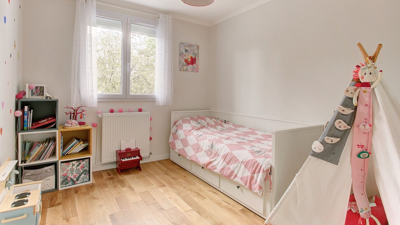 Photo of Bedroom in Saint-Quentin-en-Yvelines