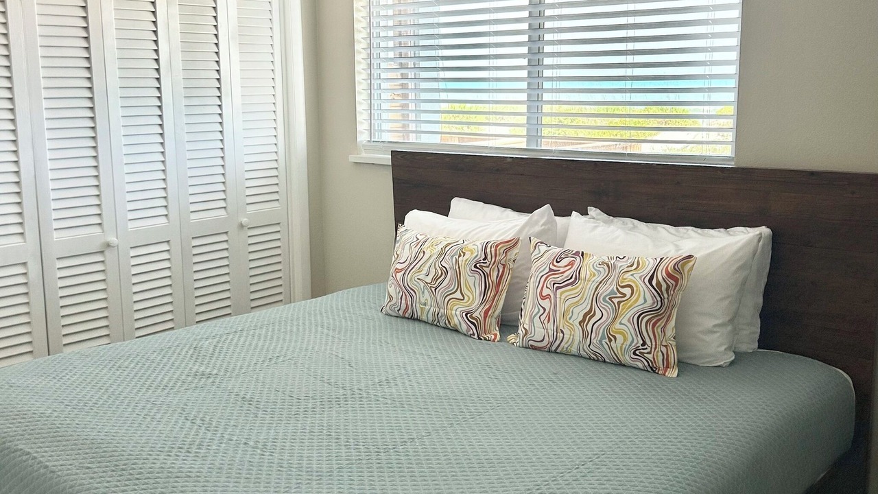 Photo of Bedroom in Crescent Beach