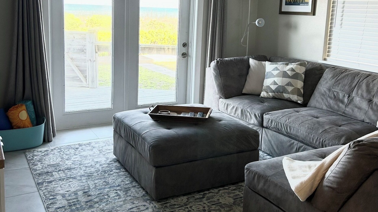 Photo of Livingroom in Crescent Beach
