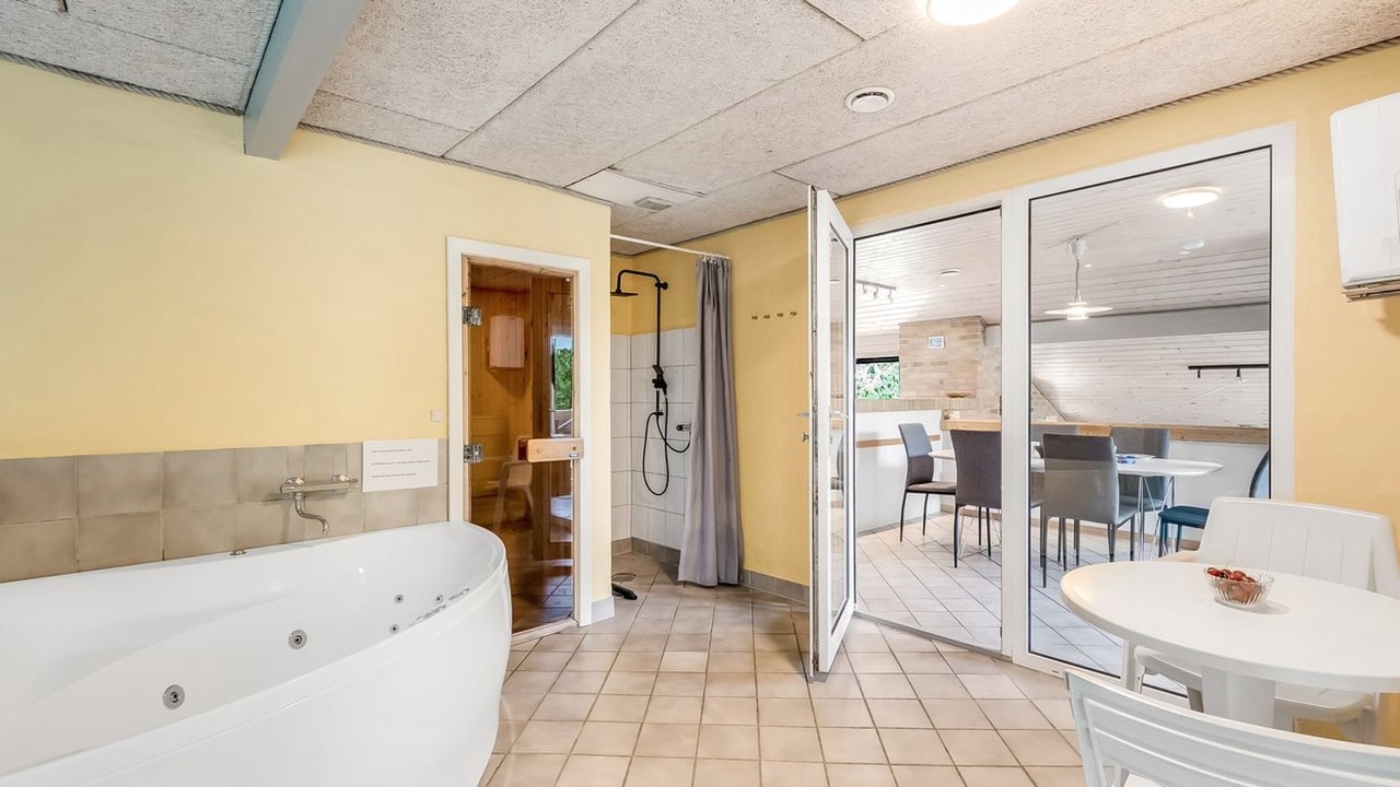 Photo of Bathroom in Lodbjerg Hede
