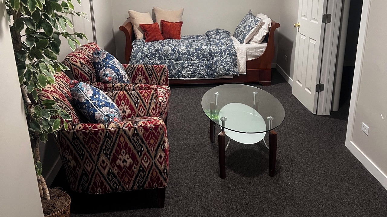 Photo of Livingroom in Skokie