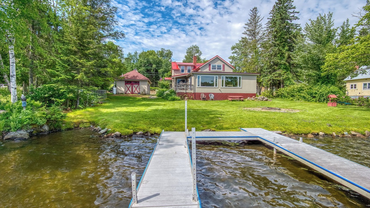 Photo of Others in Oquossoc