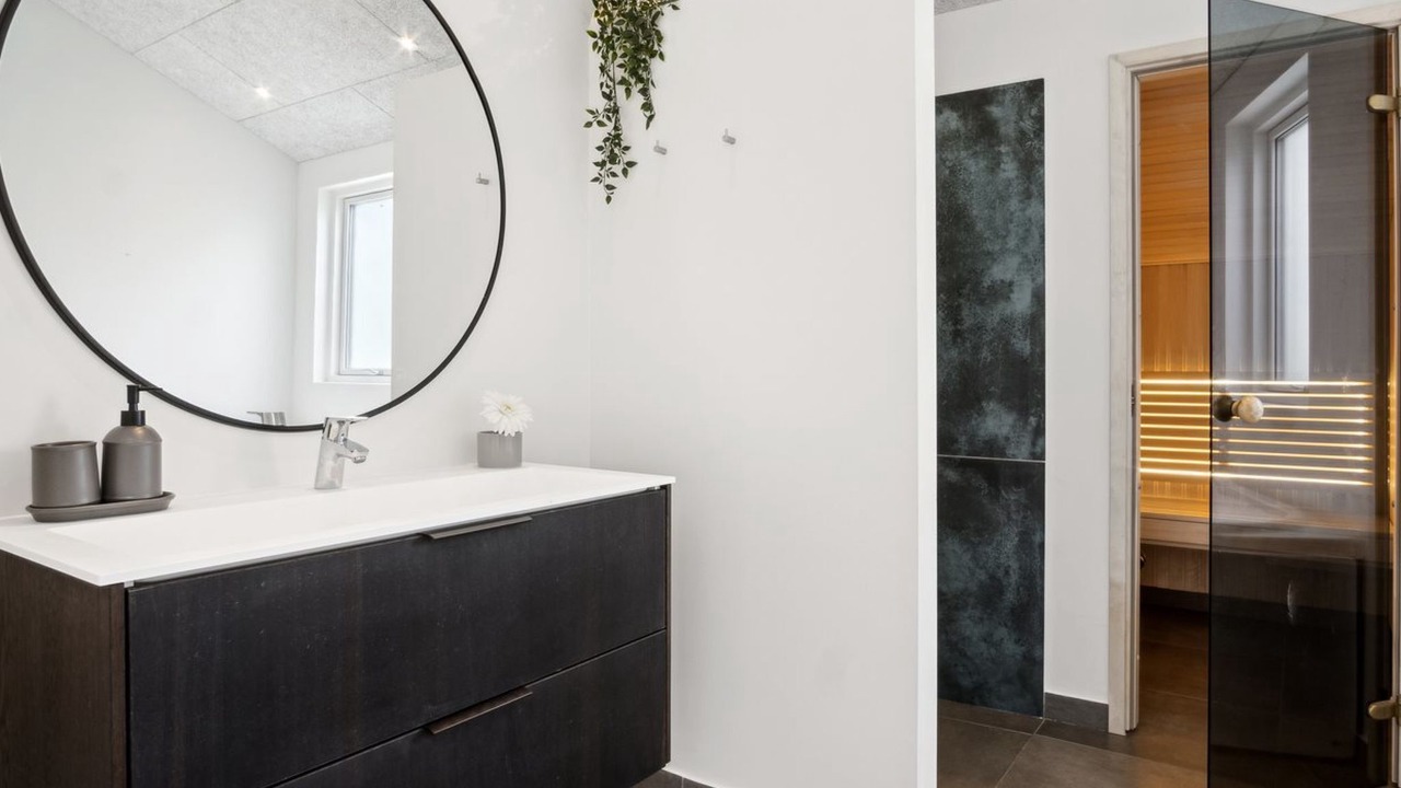 Photo of Bathroom in Diernæs