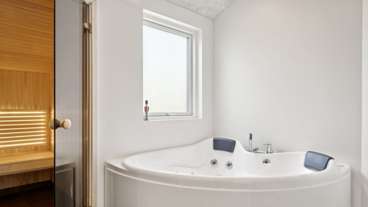 Photo of Bathroom in Diernæs