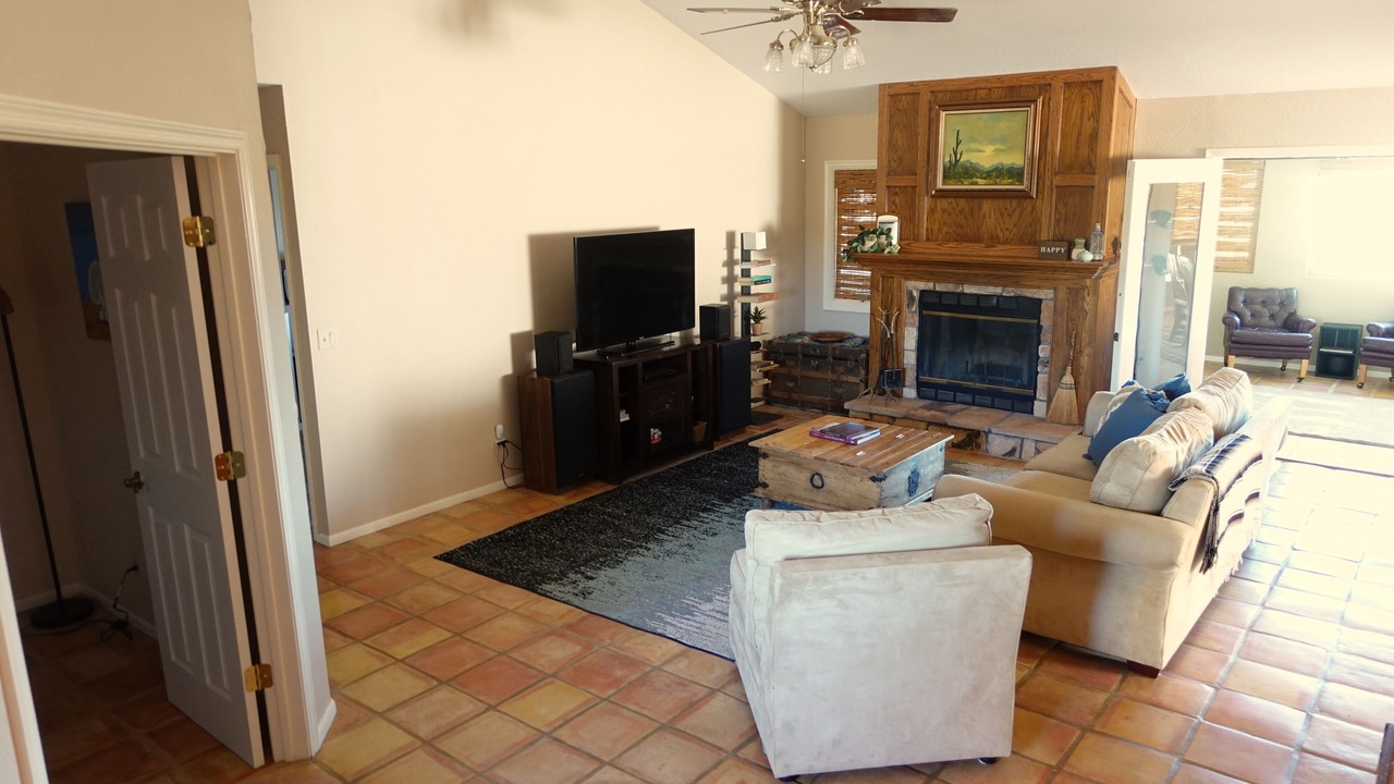 Photo of Livingroom in Sonoita