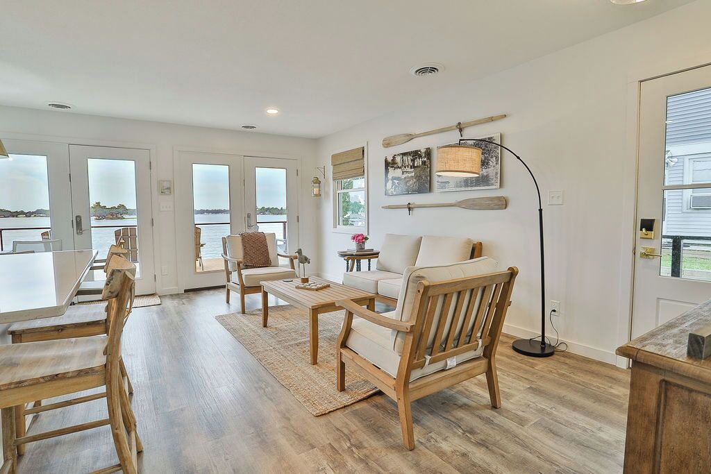 Photo of Livingroom in North Webster