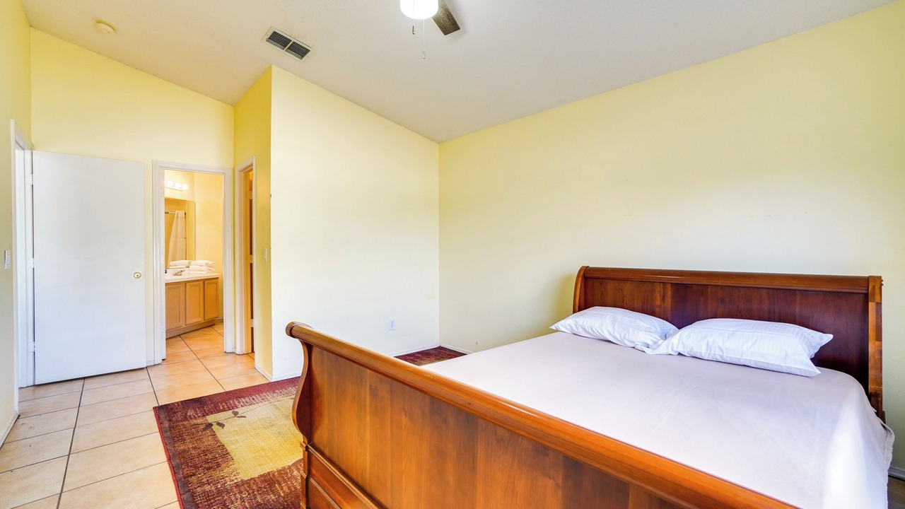 Photo of Bedroom in Meadow Woods