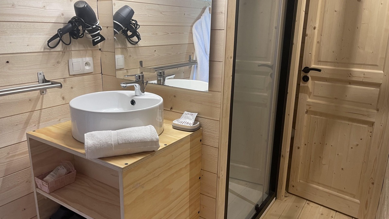 Photo of Bathroom in Vic-le-Comte