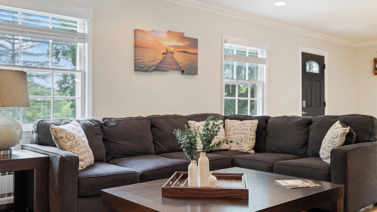 Photo of Livingroom in Monroe