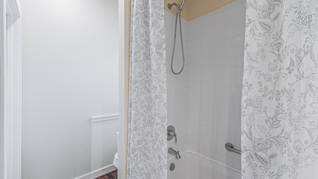 Photo of Bathroom in Sulphur Springs