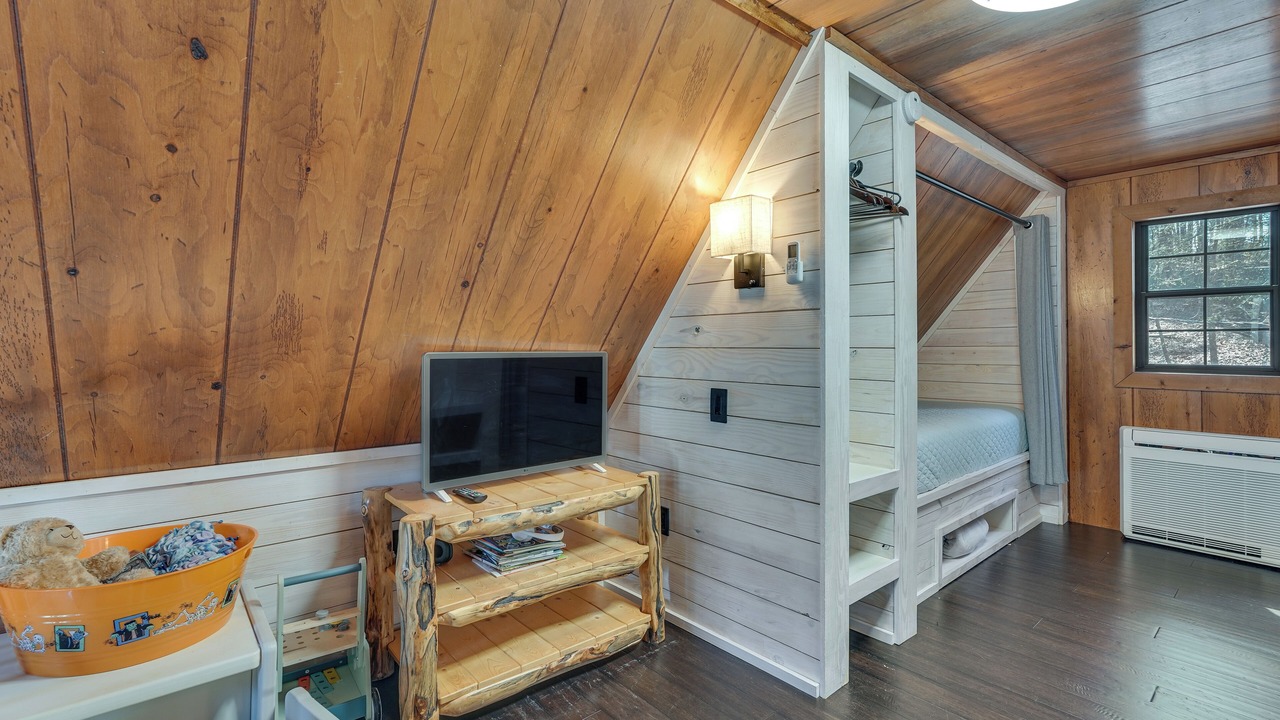 Photo of Bedroom in Milledgeville